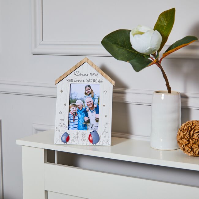 Robins Wooden 4" x 6" Photo Frame